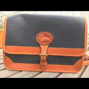 Dooney & Bourke VINTAGE all weather leather bag